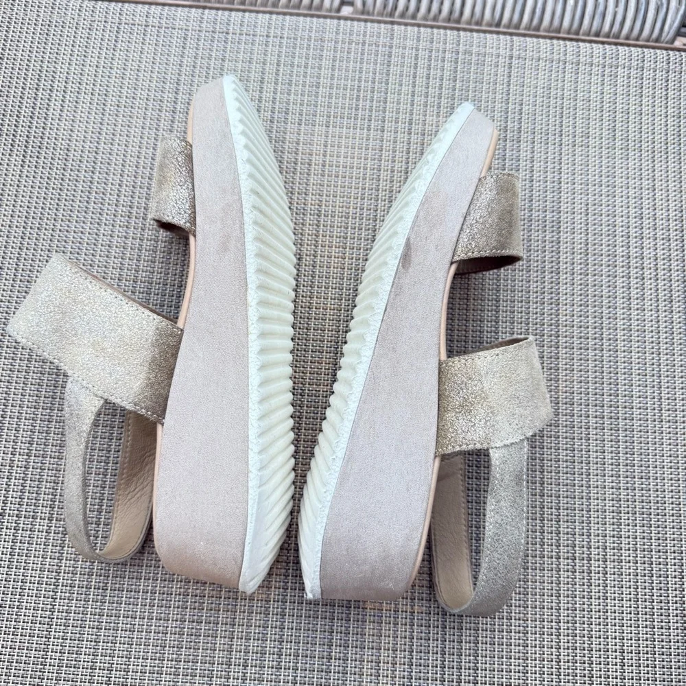 HH Cordani Alisha Wedge Slingback Sandals in Dusty Gold‎ Suede shoes